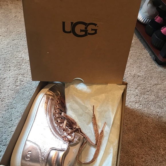 SOLD - Picture 4 of 4